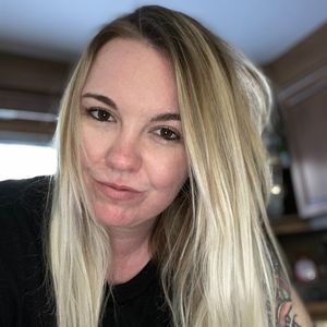 Meet your Posher, Cat